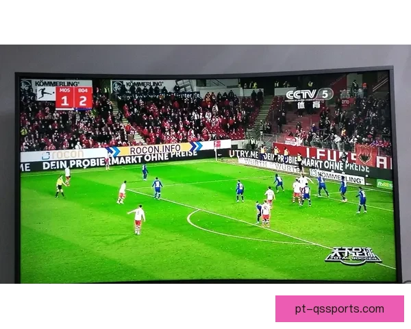 黑白直播间足球赛事深度解析实时互动精彩不断观赛体验全面升级